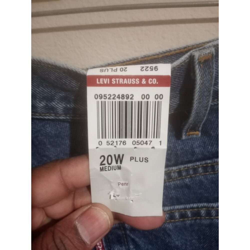 New Vintage Levis 550 Womens Jeans Plus 20WM Blue Relaxed Fit Tapered Leg Cotton - Picture 2 of 13